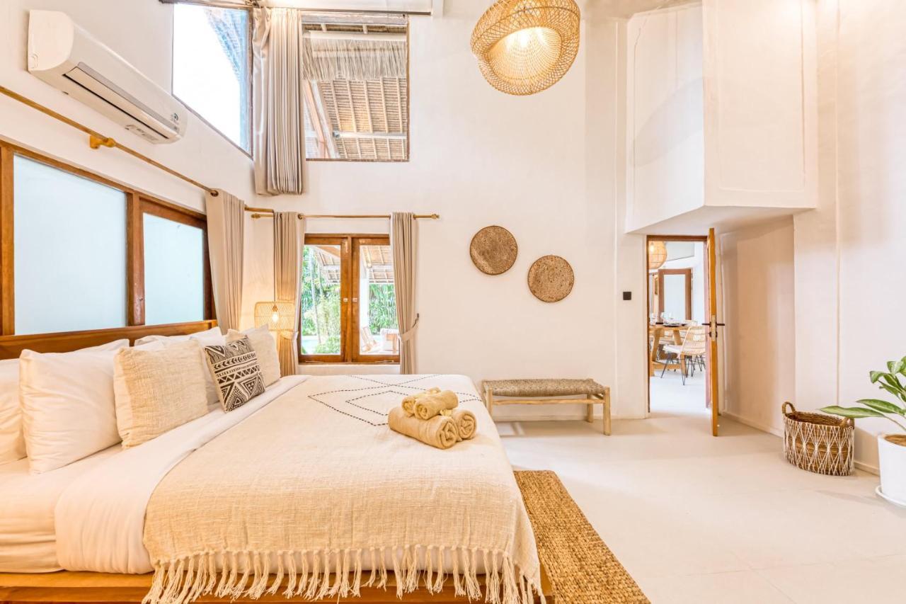 Villa Indigo - 5-bdr With Huge Pool And Garden Seminyak (Bali)